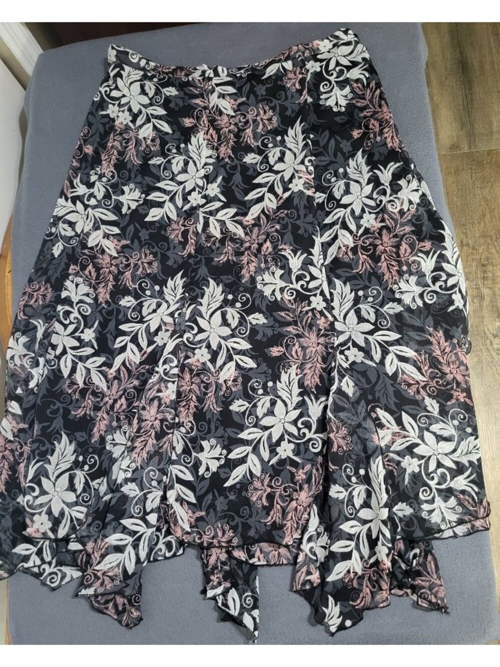 Vintage Whimsygoth Fairy Floral Skirt Black Pink White SZ 14/16W Studio 1940 y2k - Picture 7 of 7
